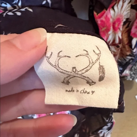 SWAP for @acortes4373 💫 EUC to BNWOT Spell Jagger Blouse Medium 🌺🍁 - Picture 5 of 9